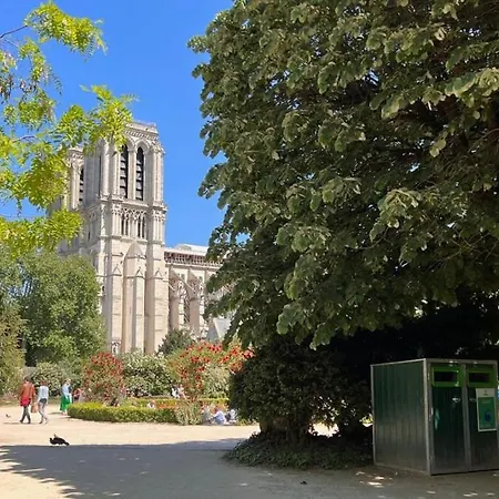 Apartamento Notre Dame In Full Colors *