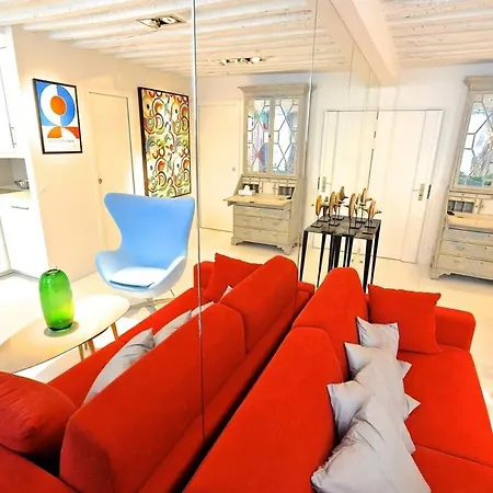 Notre Dame In Full Colors *