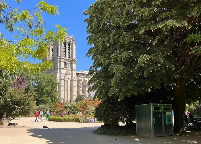 דירה Notre Dame In Full Colors *